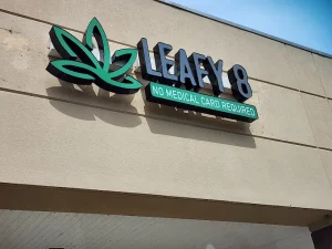 Leafy8 Store Sign