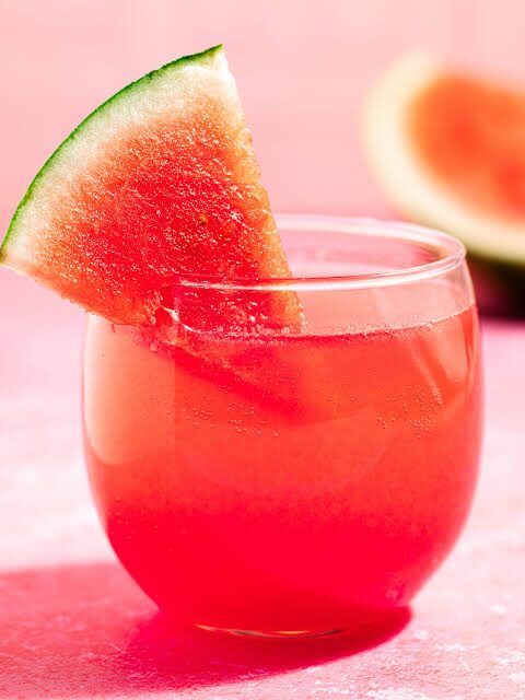 Refreshing sparkling watermelon thc drink alternative.